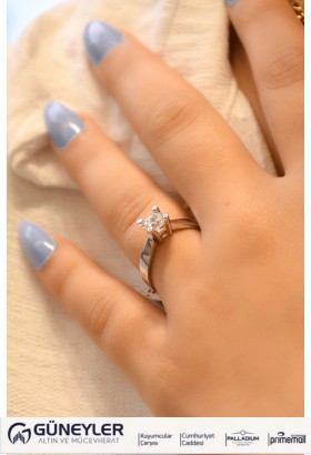 TEKTAŞ YÜZÜK 14 AYAR A033982 TEKTAŞ YÜZÜK 14 AYAR A033982