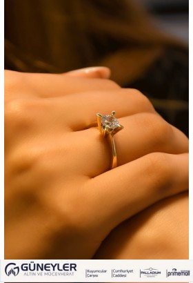 ROBERTO BRAVO TEKTAŞ YÜZÜK 14 AYAR A035571 ROBERTO BRAVO TEKTAŞ YÜZÜK 14 AYAR A035571