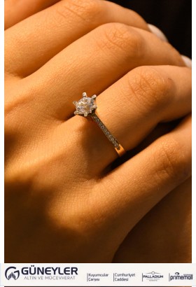 YAN KOLLARI TAŞLI TEKTAŞ YÜZÜK 14 AYAR AT02471 YAN KOLLARI TAŞLI TEKTAŞ YÜZÜK 14 AYAR AT02471