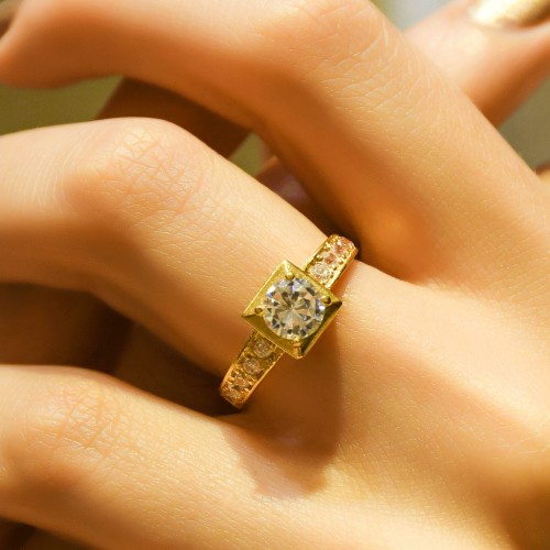 YAN KOLLARI TAŞLI TEKTAŞ YÜZÜK 22 AYAR A028589