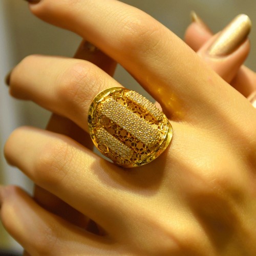 TAŞLI İŞLEMELİ YÜZÜK 22 AYAR A044268 TAŞLI İŞLEMELİ YÜZÜK 22 AYAR A044268