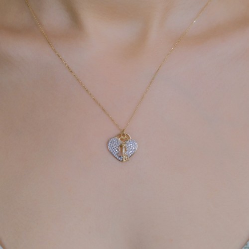 TAŞLI KALP KİLİT KOLYE 14 AYAR A044660 TAŞLI KALP KİLİT KOLYE 14 AYAR A044660