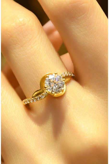 YAN KOLLARI TAŞLI TEKTAŞ YÜZÜK 22 AYAR A001720