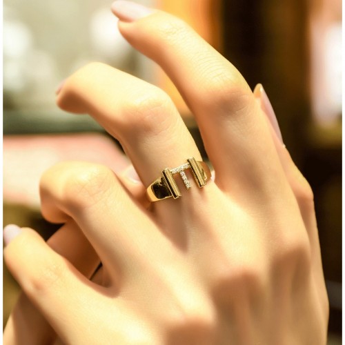 TAŞLI T HARF FANTAZİ YÜZÜK 14 AYAR AT04897 TAŞLI T HARF FANTAZİ YÜZÜK 14 AYAR AT04897