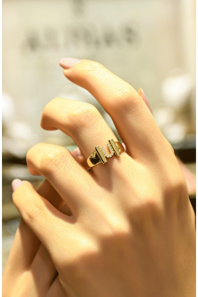 TAŞLI U HARF FANTAZİ YÜZÜK 14 AYAR AT04911 TAŞLI U HARF FANTAZİ YÜZÜK 14 AYAR AT04911