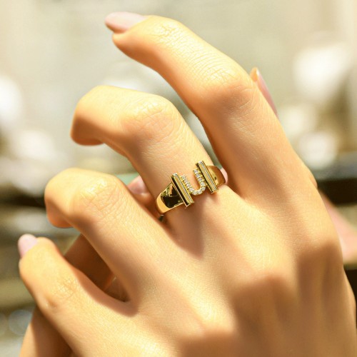 TAŞLI U HARF FANTAZİ YÜZÜK 14 AYAR AT04911