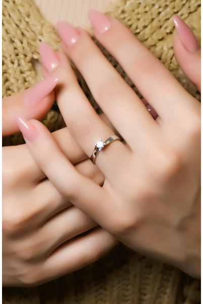 TEKTAŞ YÜZÜK 14 AYAR A000483