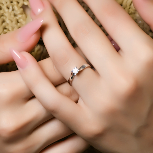 TEKTAŞ YÜZÜK 14 AYAR A000483 TEKTAŞ YÜZÜK 14 AYAR A000483