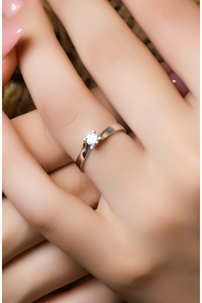 TEKTAŞ YÜZÜK 14 AYAR A000483