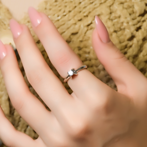 TEKTAŞ YÜZÜK 14 AYAR A000506 TEKTAŞ YÜZÜK 14 AYAR A000506