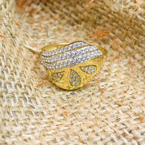 TAŞLI FANTAZİ YÜZÜK 14 AYAR A000679 TAŞLI FANTAZİ YÜZÜK 14 AYAR A000679