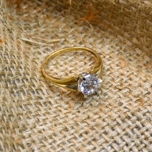 TEKTAŞ YÜZÜK 14 AYAR A005326 TEKTAŞ YÜZÜK 14 AYAR A005326