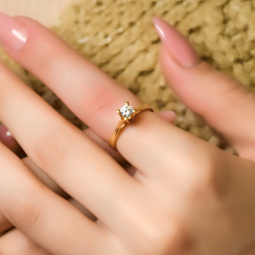 TEKTAŞ YÜZÜK 14 AYAR A010769 TEKTAŞ YÜZÜK 14 AYAR A010769