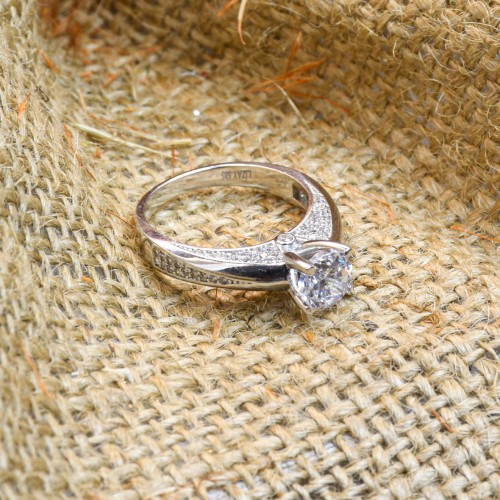 TEKTAŞ YÜZÜK 14 AYAR A026758 TEKTAŞ YÜZÜK 14 AYAR A026758