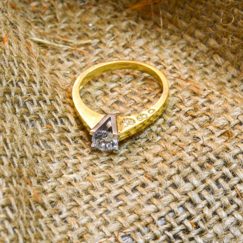 TEKTAŞ YÜZÜK 14 AYAR A033959 TEKTAŞ YÜZÜK 14 AYAR A033959