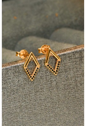 SİYAH TAŞLI KÜPE 14 AYAR A034749 SİYAH TAŞLI KÜPE 14 AYAR A034749