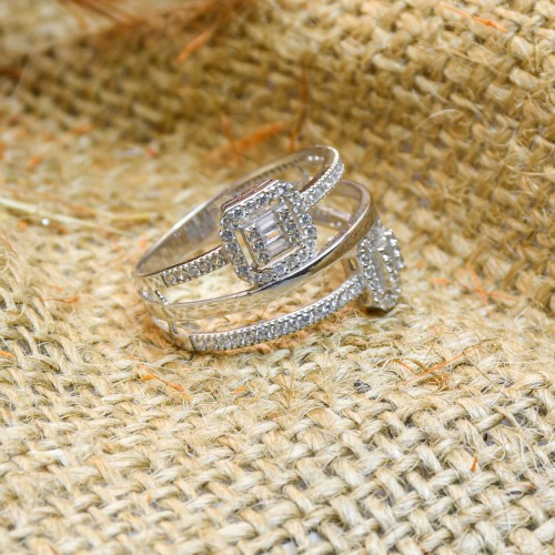 İKİLİ BAGET YÜZÜK 14 AYAR A035946 İKİLİ BAGET YÜZÜK 14 AYAR A035946