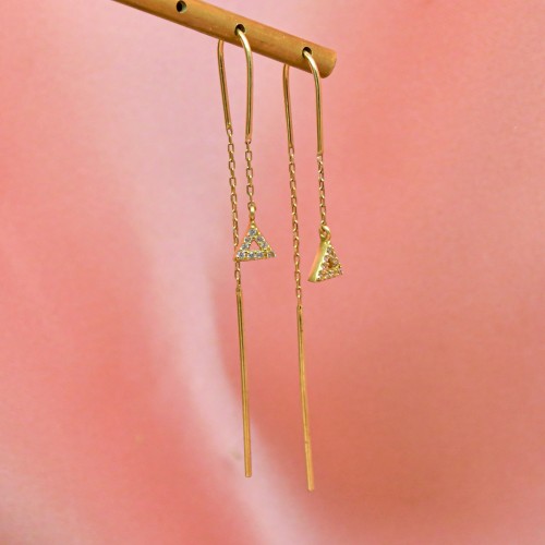 SALLANTILI ÜÇGEN KÜPE 14 AYAR A042880 SALLANTILI ÜÇGEN KÜPE 14 AYAR A042880