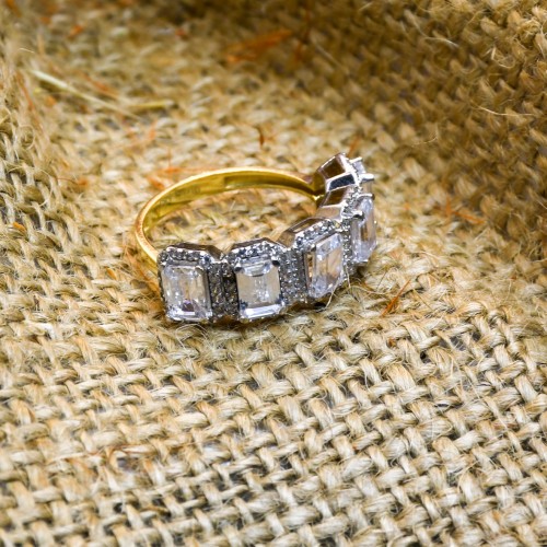 BEŞLİ BAGET YÜZÜK 14 AYAR A043610 BEŞLİ BAGET YÜZÜK 14 AYAR A043610