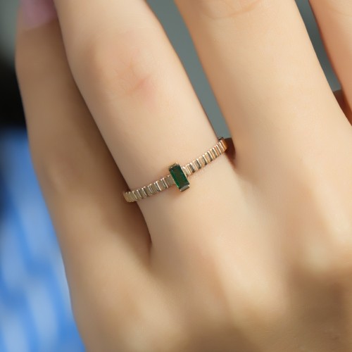 YEŞİL TAŞLI YÜZÜK 14 AYAR A048359 YEŞİL TAŞLI YÜZÜK 14 AYAR A048359