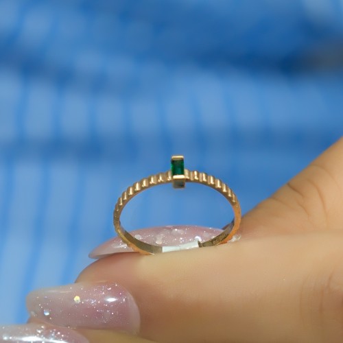 YEŞİL TAŞLI YÜZÜK 14 AYAR A048359 YEŞİL TAŞLI YÜZÜK 14 AYAR A048359