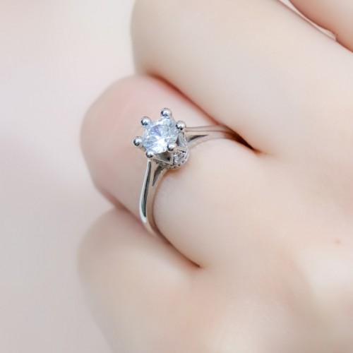 TEKTAŞ YÜZÜK 14 AYAR A055242 TEKTAŞ YÜZÜK 14 AYAR A055242