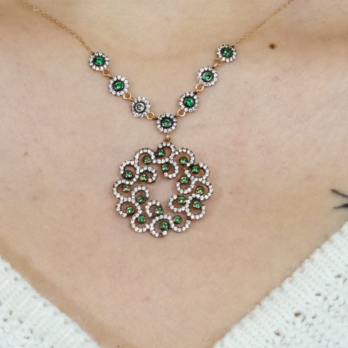 YEŞİL TAŞLI TASARIM KOLYE 14 AYAR A055647 YEŞİL TAŞLI TASARIM KOLYE 14 AYAR A055647