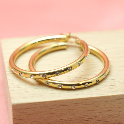 TAŞLI HALKA KÜPE 14 AYAR A057808 TAŞLI HALKA KÜPE 14 AYAR A057808