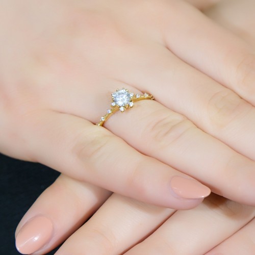 LOTUS ÇİÇEĞİ TEKTAŞ YÜZÜK 14 AYAR A063492 LOTUS ÇİÇEĞİ TEKTAŞ YÜZÜK 14 AYAR A063492