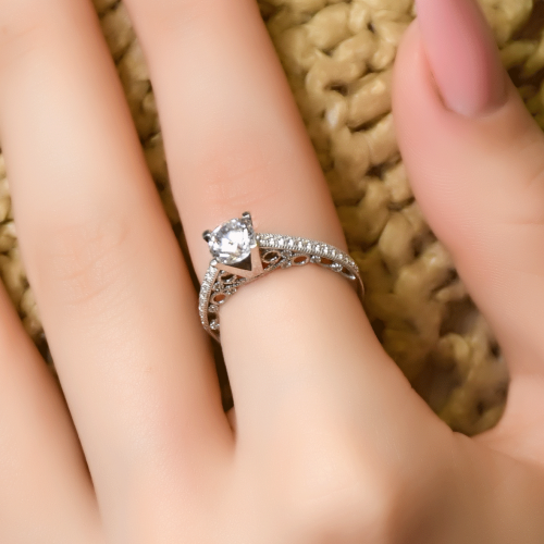 TEKTAŞ YÜZÜK 14 AYAR A065738 TEKTAŞ YÜZÜK 14 AYAR A065738