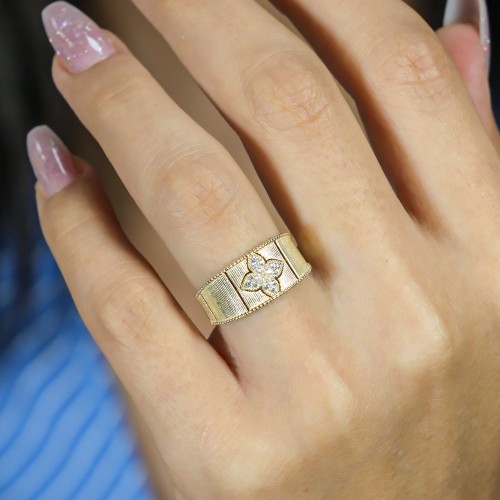 ROBERTO BRAVO YÜZÜK A069947 ROBERTO BRAVO YÜZÜK A069947