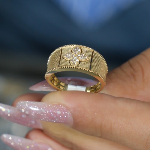 ROBERTO BRAVO YÜZÜK A069947 ROBERTO BRAVO YÜZÜK A069947