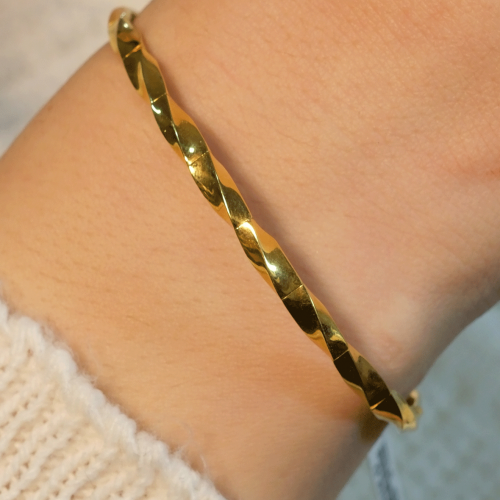 KIVRIMLI KELEPÇE 22 AYAR A070782 KIVRIMLI KELEPÇE 22 AYAR A070782