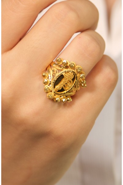 TUĞRA MOTİFLİ DORİKA YÜZÜK 22 AYAR A077273 TUĞRA MOTİFLİ DORİKA YÜZÜK 22 AYAR A077273