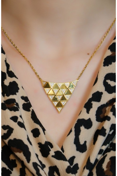 ÜÇGEN MODEL KOLYE 22 AYAR A080373 ÜÇGEN MODEL KOLYE 22 AYAR A080373