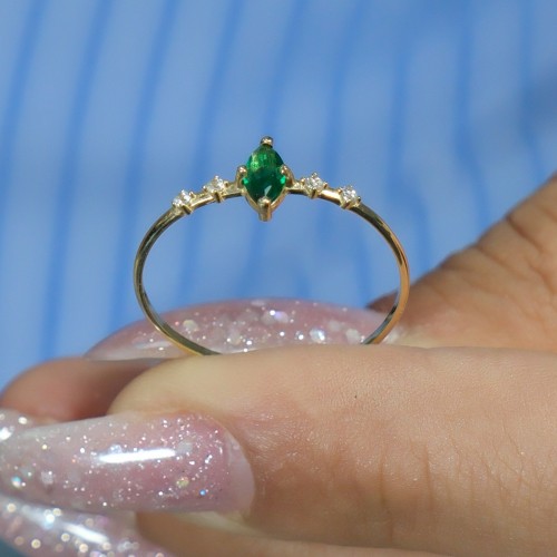 YEŞİL TAŞLI YÜZÜK 14 AYAR A080555 YEŞİL TAŞLI YÜZÜK 14 AYAR A080555