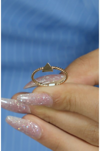 ÜÇGEN MODEL YÜZÜK 14 AYAR AT02136