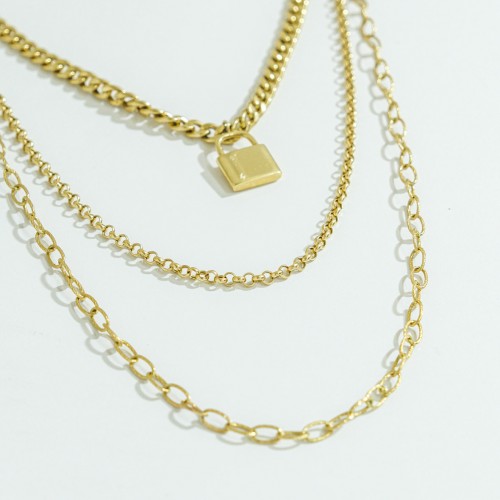 ÜÇ SIRA SALLANTILI KOLYE 14 AYAR AT02515 ÜÇ SIRA SALLANTILI KOLYE 14 AYAR AT02515