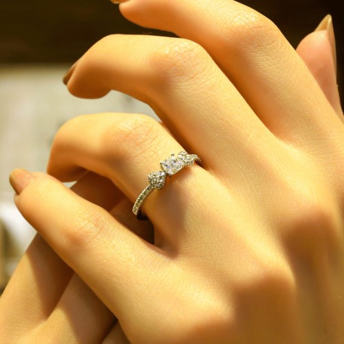 YANLARI KALP TEKTAŞ YÜZÜK 14 AYAR AT01766