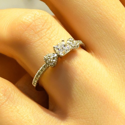 YANLARI KALP TEKTAŞ YÜZÜK 14 AYAR AT01766