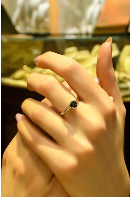 SİYAH TEKTAŞ YÜZÜK 14 AYAR ATS6019