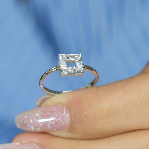 TASARIM YÜZÜK 14 AYAR ATS7774 TASARIM YÜZÜK 14 AYAR ATS7774