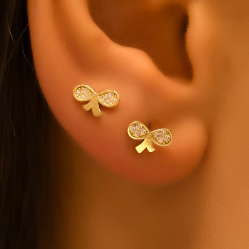 TAŞLI FİYONK KÜPE 14 AYAR A057133 TAŞLI FİYONK KÜPE 14 AYAR A057133