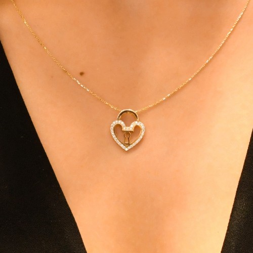 TAŞLI KALP KİLİT KOLYE 14 AYAR A047321 TAŞLI KALP KİLİT KOLYE 14 AYAR A047321