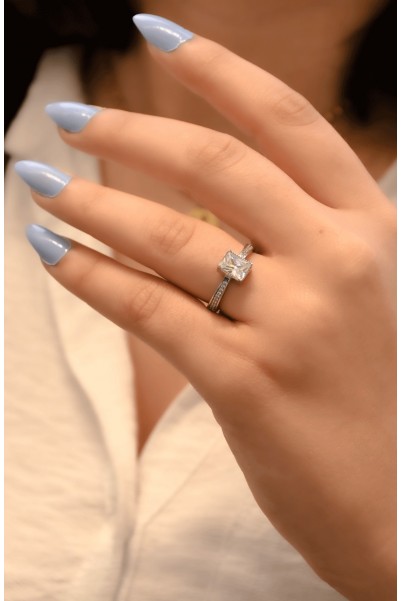 TEKTAŞ YÜZÜK 14 AYAR A026773 TEKTAŞ YÜZÜK 14 AYAR A026773