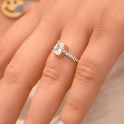 TEKTAŞ YÜZÜK 14 AYAR A026773 TEKTAŞ YÜZÜK 14 AYAR A026773