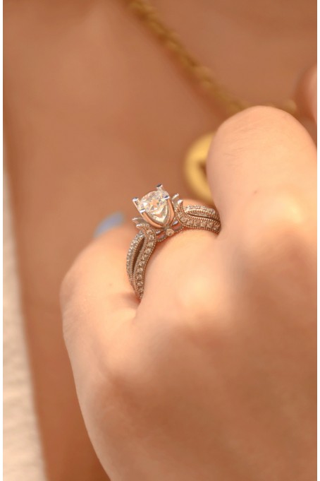 YAN KOLLARI TAŞLI TEKTAŞ YÜZÜK 14 AYAR A026797