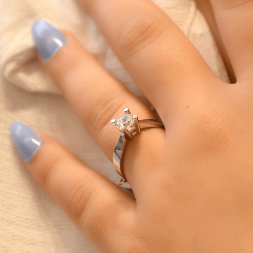 TEKTAŞ YÜZÜK 14 AYAR A033982 TEKTAŞ YÜZÜK 14 AYAR A033982