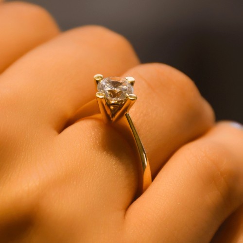 ROBERTO BRAVO TEKTAŞ YÜZÜK 14 AYAR A035735