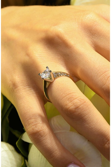 TEKTAŞ YÜZÜK 14 AYAR A044327 TEKTAŞ YÜZÜK 14 AYAR A044327